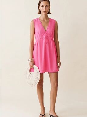 Few Moda V-Neck Sleeveless Mini Dress in Bright Pink
